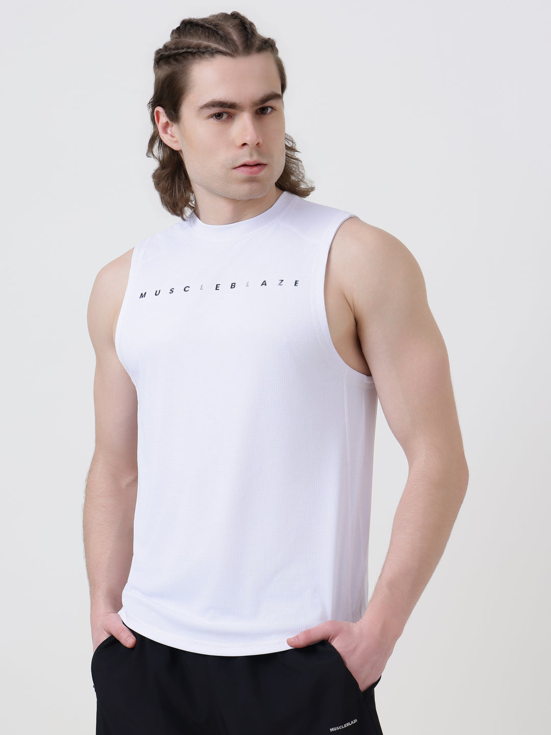 MuscleBlaze Patterned Dry-Fit Delt Tank - Image 1