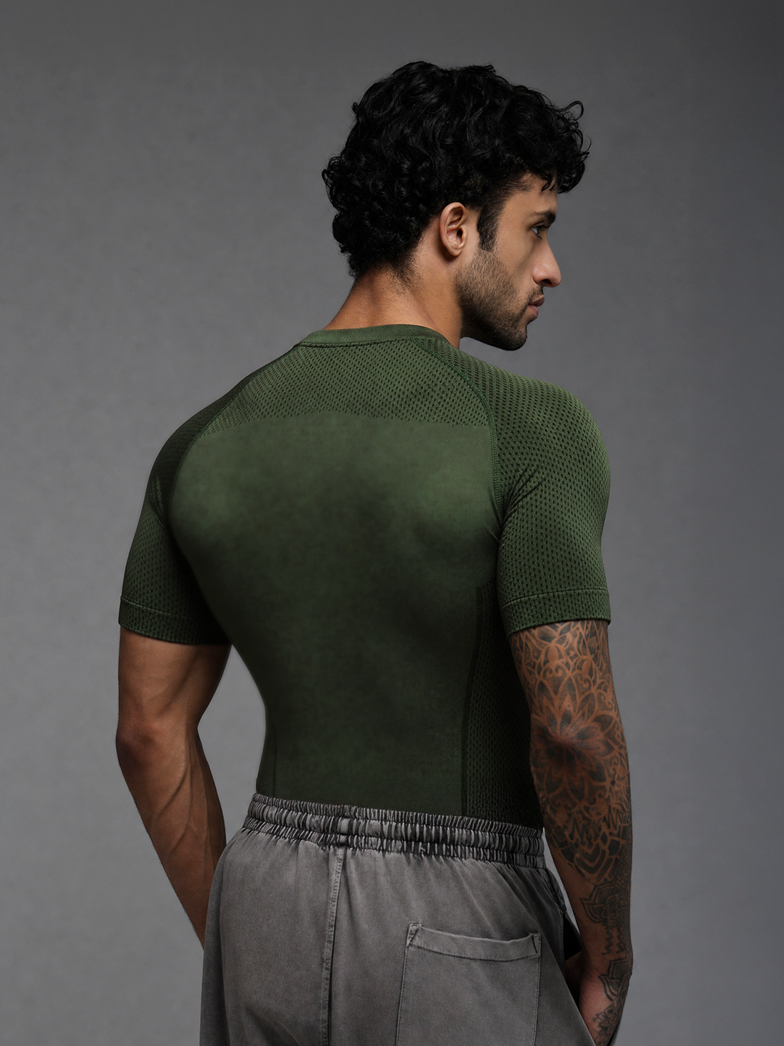 #color_Combat Olive